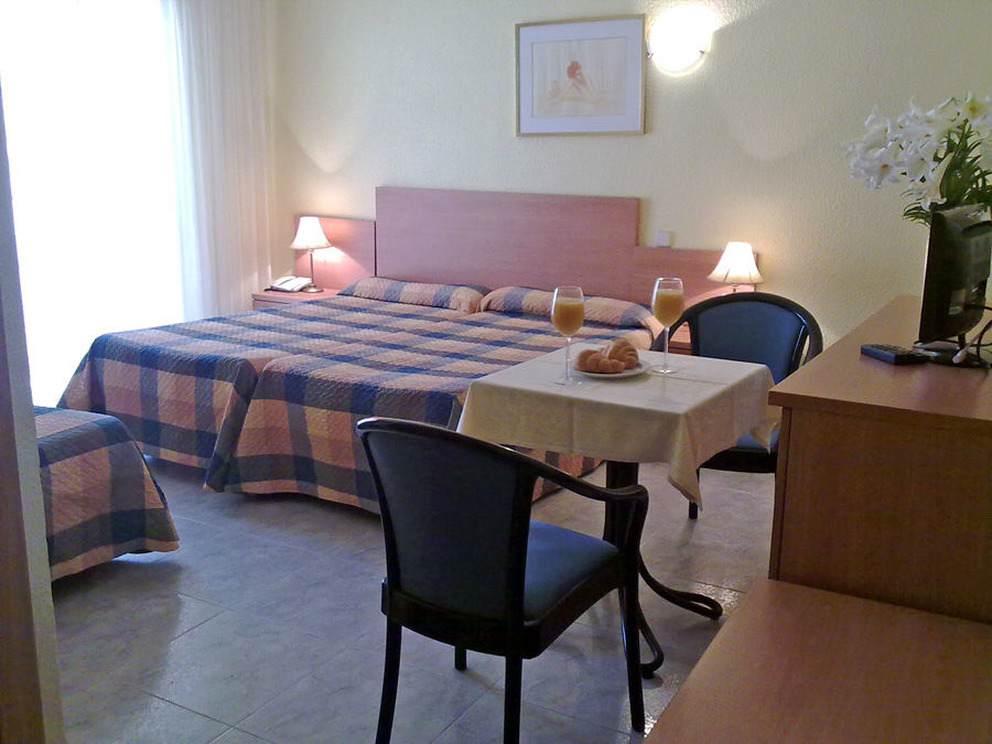 Felipe II Hotel Peniscola Room photo